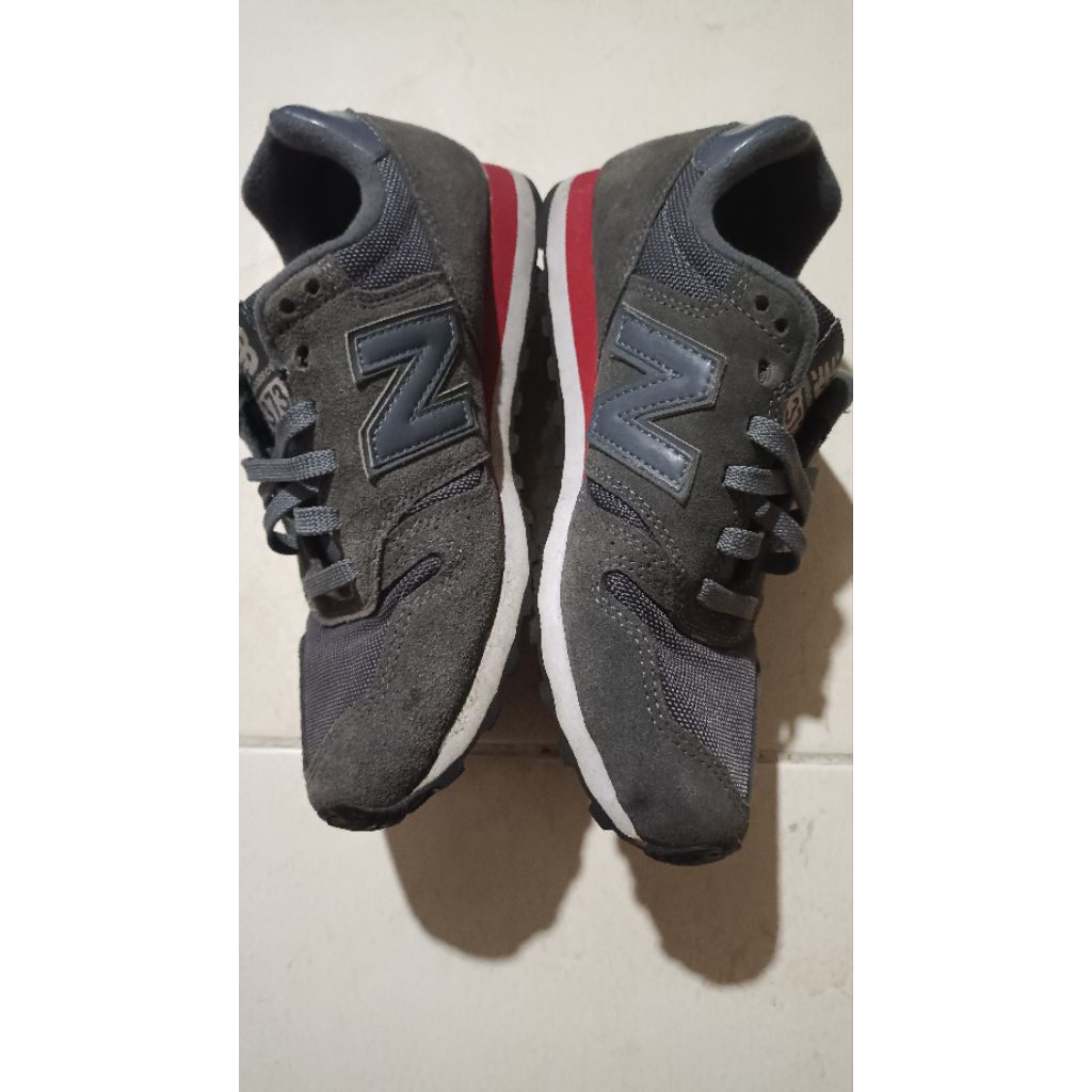 sepatu second casual NB 373 Grey 37 23.5