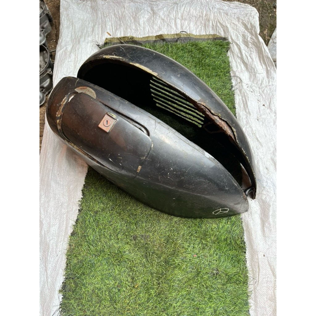 Tepong kanan kiri vespa vbb repro