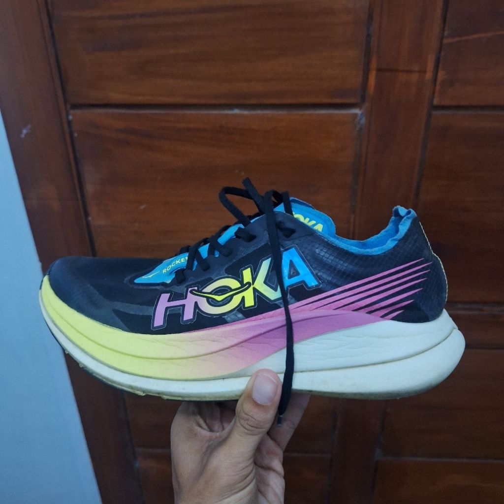 HOKA ROCKET X2