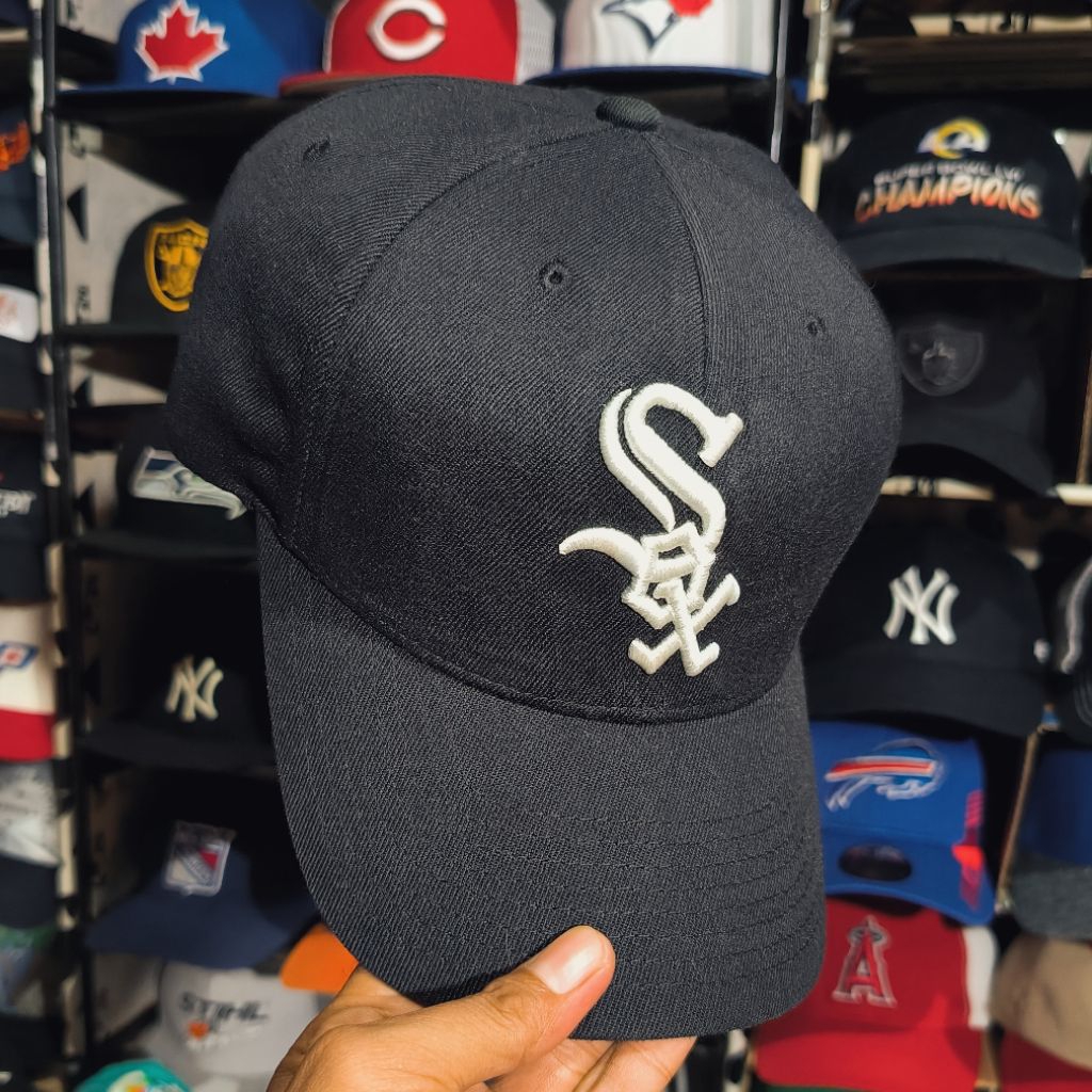 Topi MLB Chicago White Sox build up