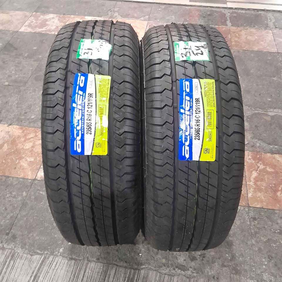Ban Mobil Muatan Hiace Premio Ring 16 Ukuran 235 65 R16 - 235/65 R16 Accelera Ultra 5
