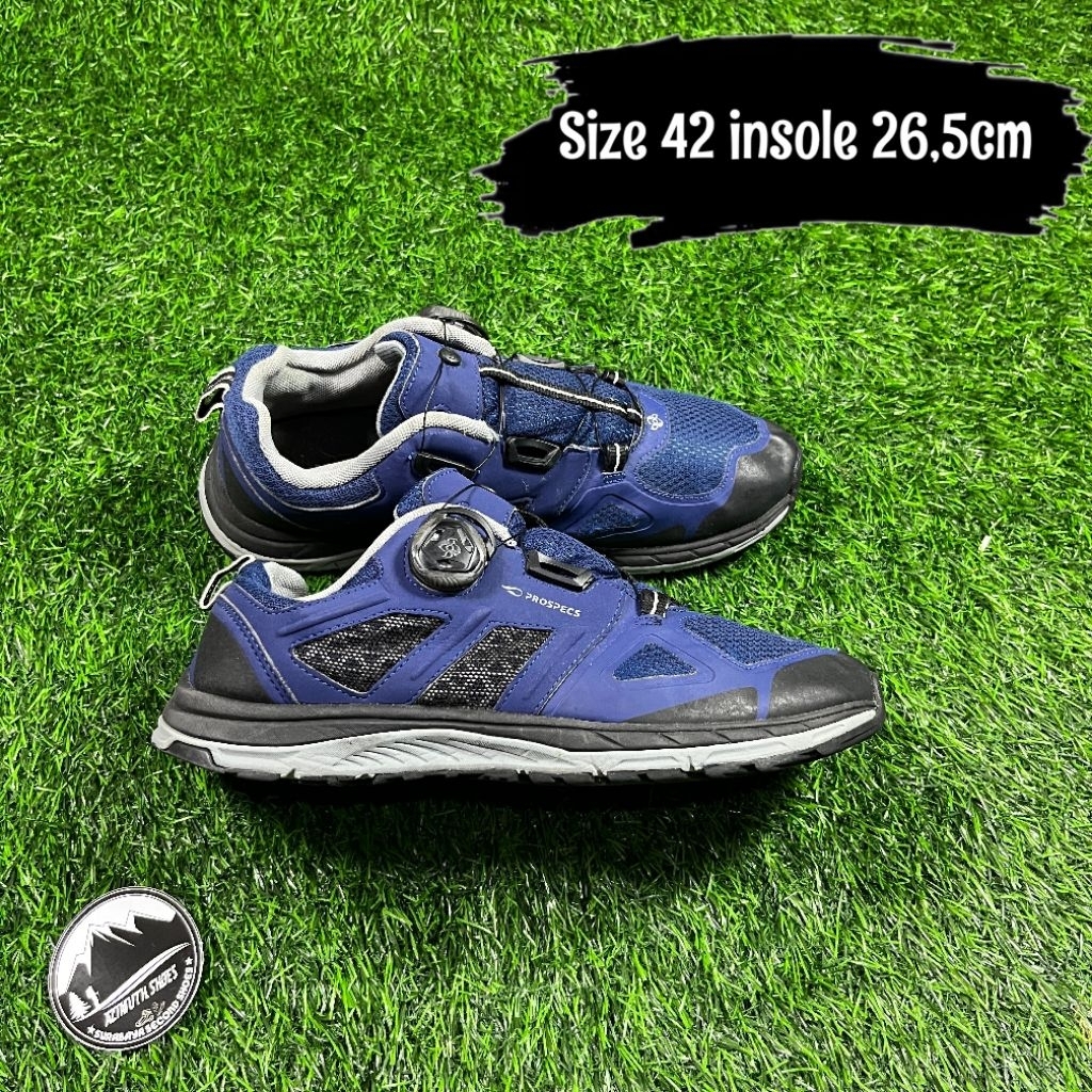 Sepatu Outdoor Gunung Hiking Prospecs Size 42