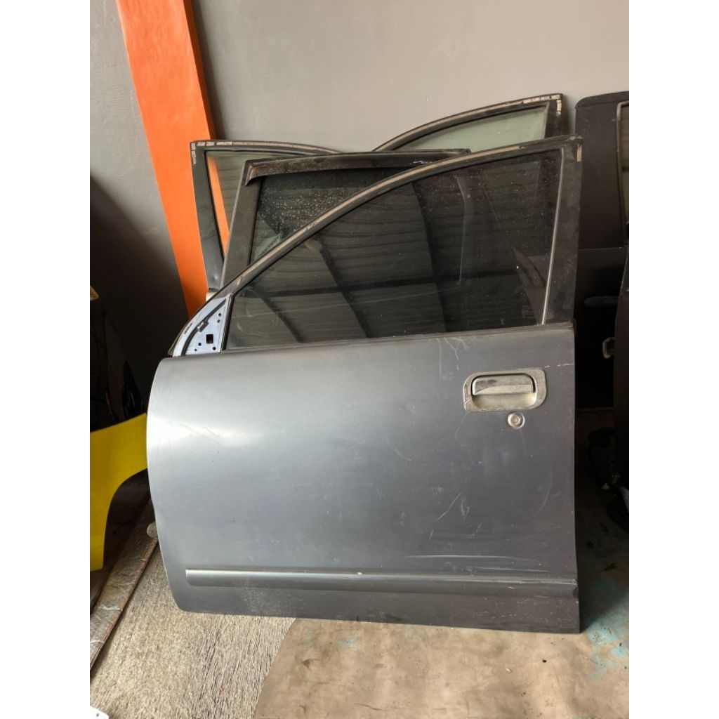 Pintu Avanza Lama Depan Kiri