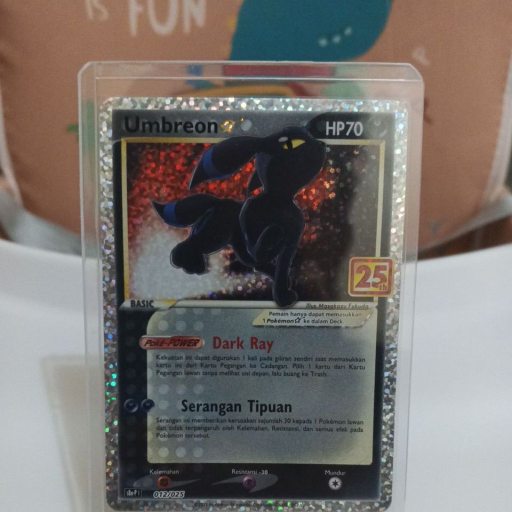 Umbreon Gold Star ID s8a-P Pokemon 25th Anniversary