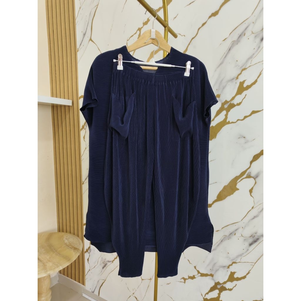 Set Plisket naik turun Navy