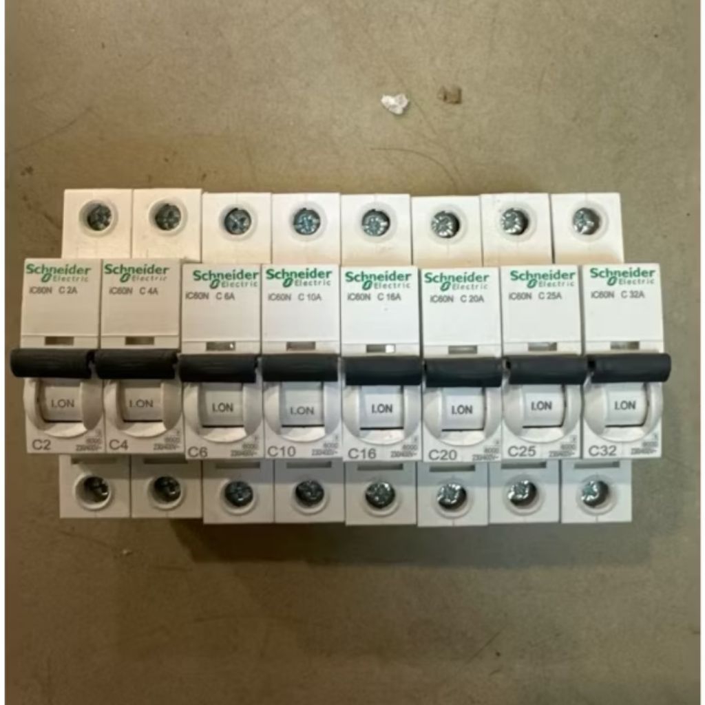 MCB Schneider IC60N 16A