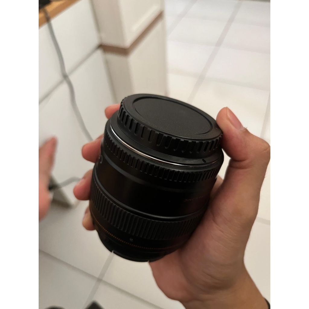 Lensa canon 85mm f1.8 USM