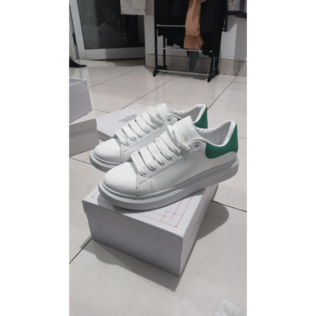SEPATU ALEXANDER MCQUEEN