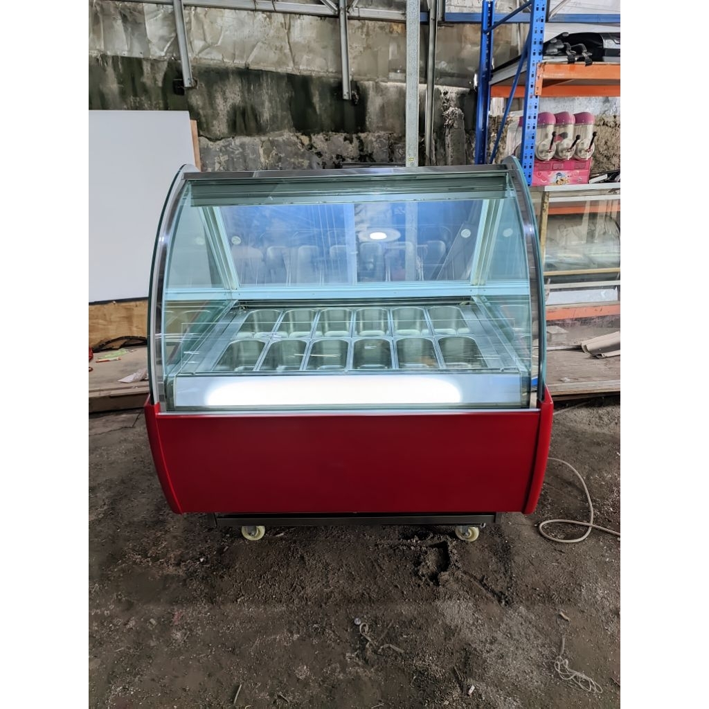 Gelato showcase 12 din gea