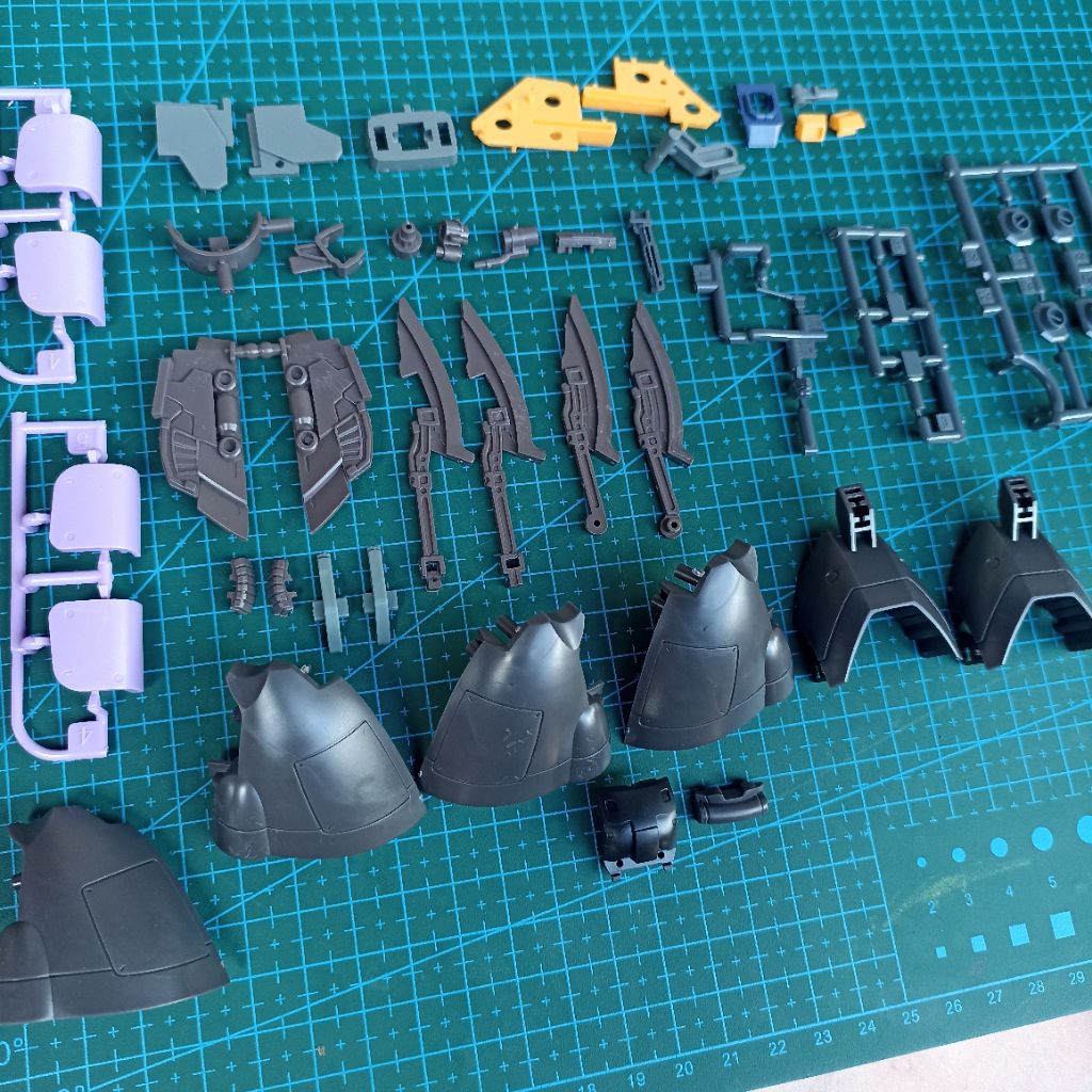 sisa part HG 1/144 sinanju, dom dll