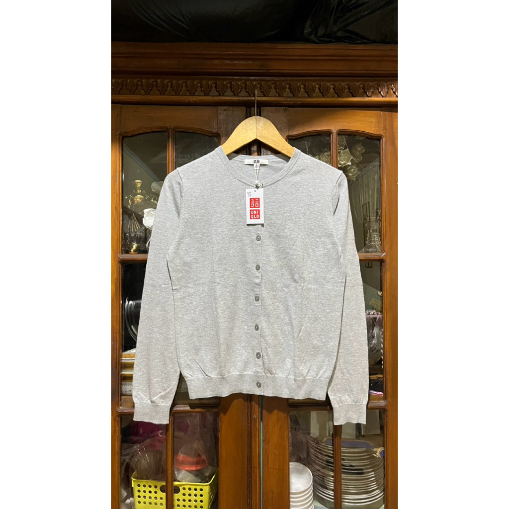 CARDIGAN UNIQLO ABU SIZE M