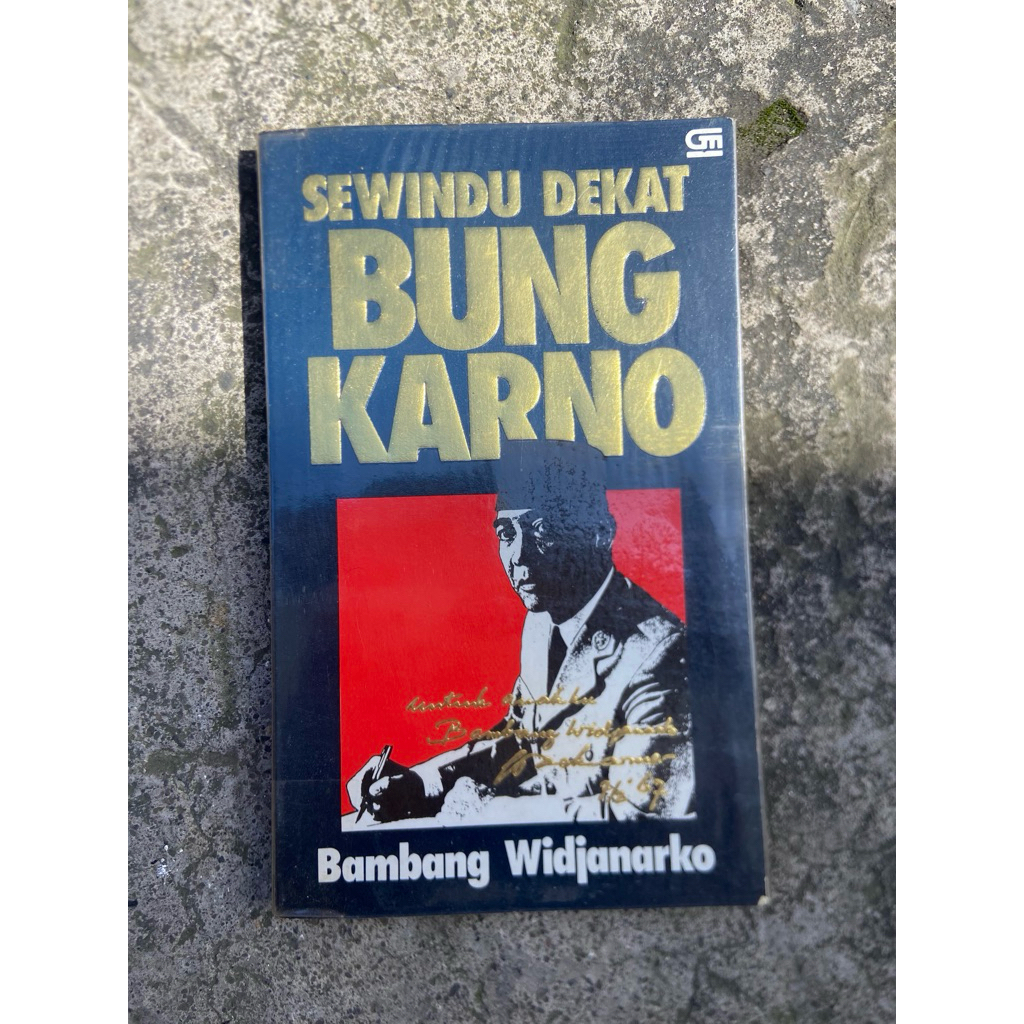 sewindu dekat bung karno