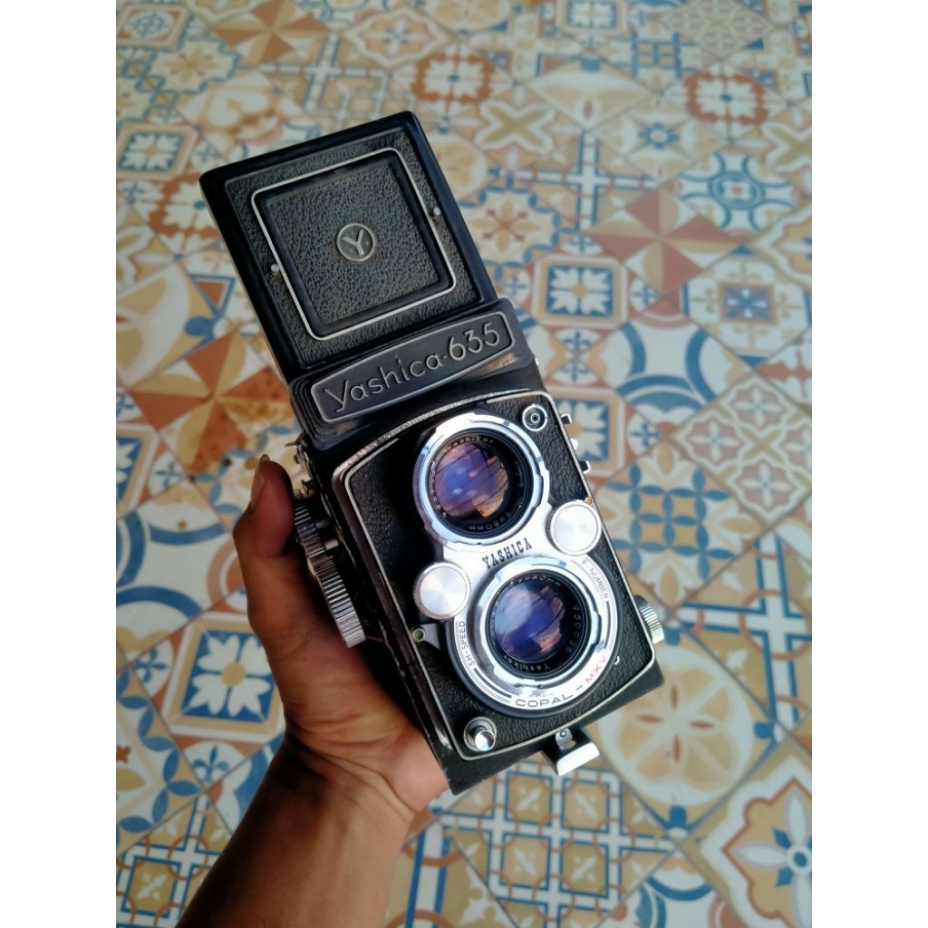 kamera analog TLR Yashica 635