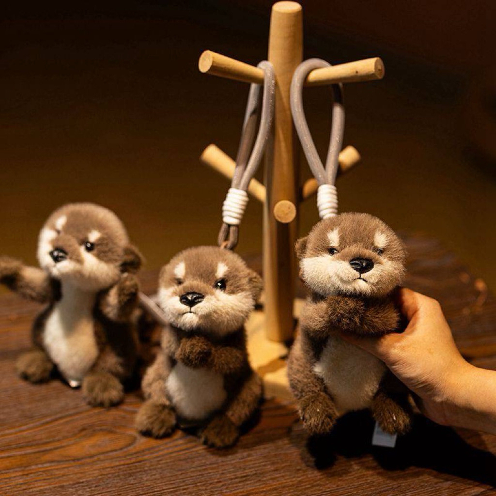 [PREORDER] Plush Otter Keychain 15cm – Gantungan Boneka Berang-Berang Cute
