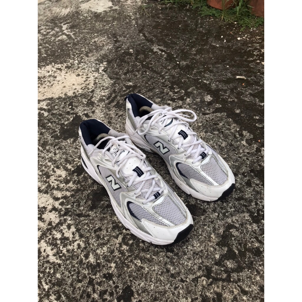 Sepatu preloved NB 530