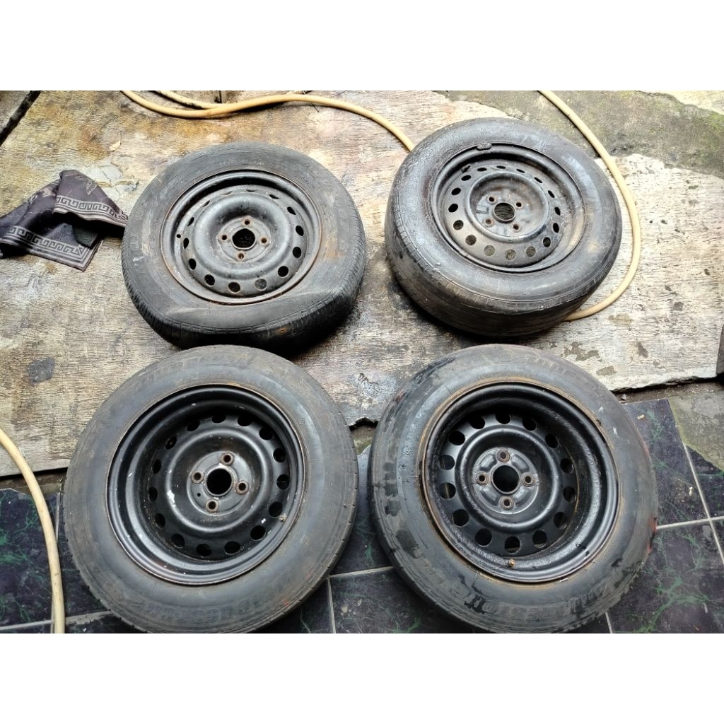 4 buah velg kaleng ring 14 pcd 100