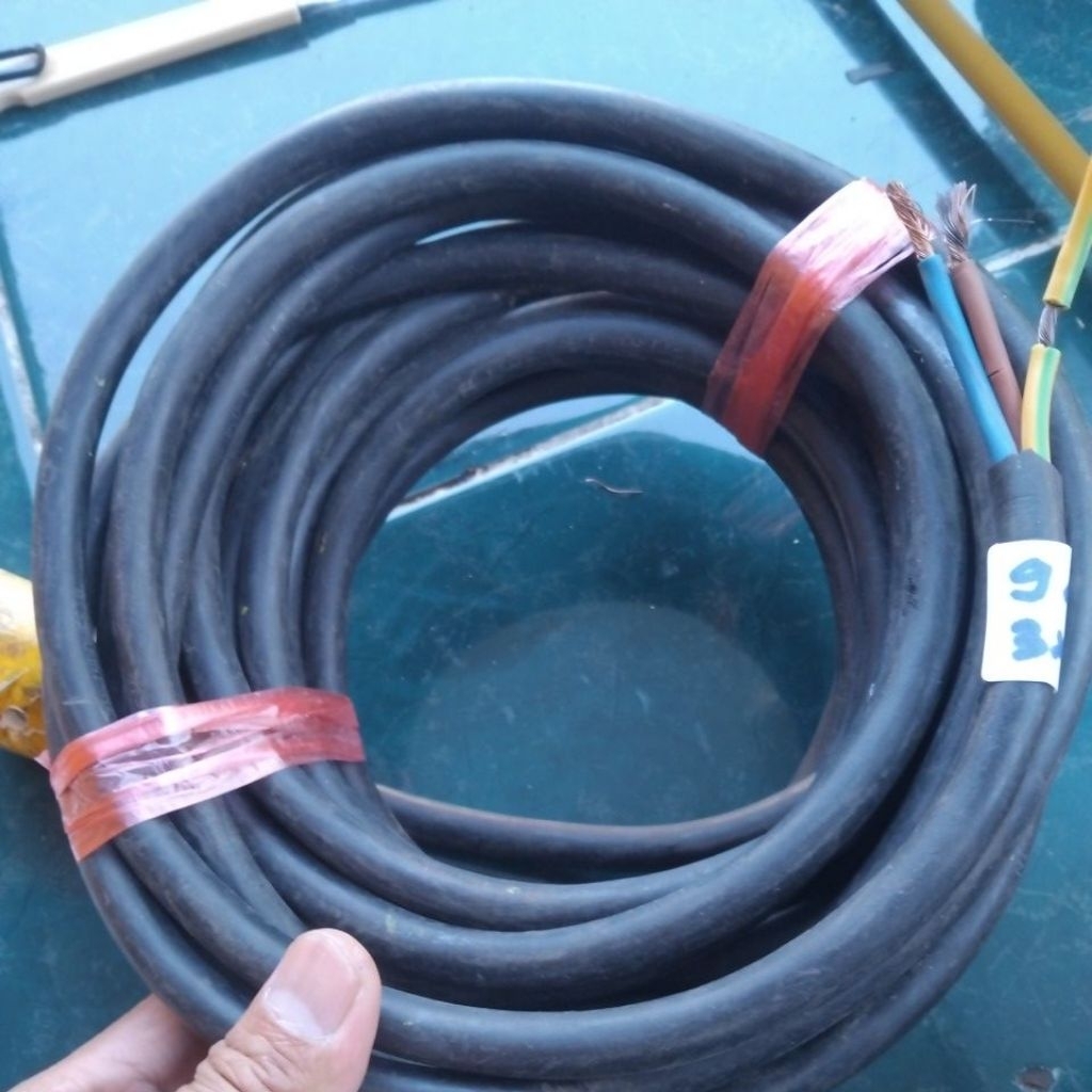kabel serabut bekas pakai kabel supreme 3x4 bekas