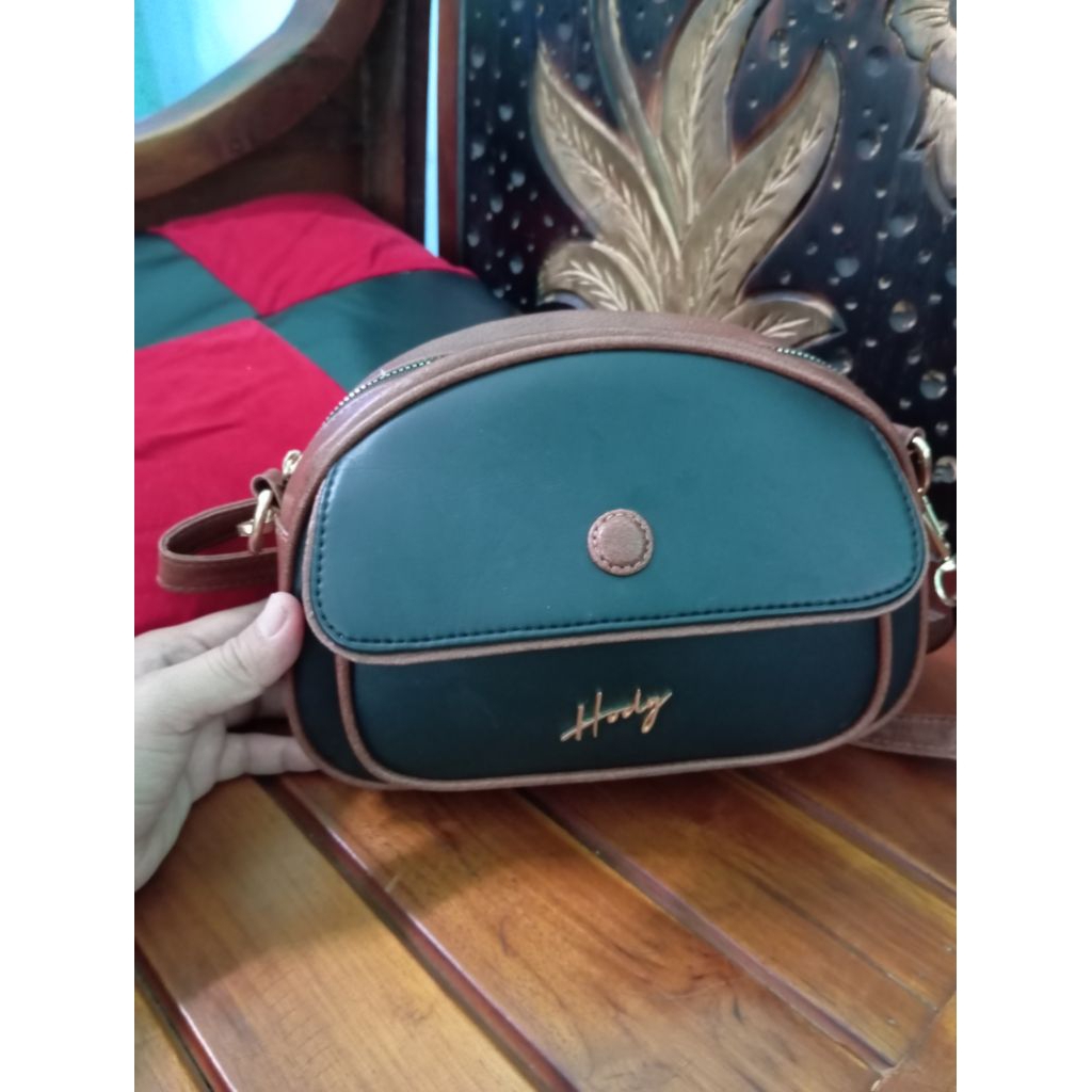 Tas Wanita Hody