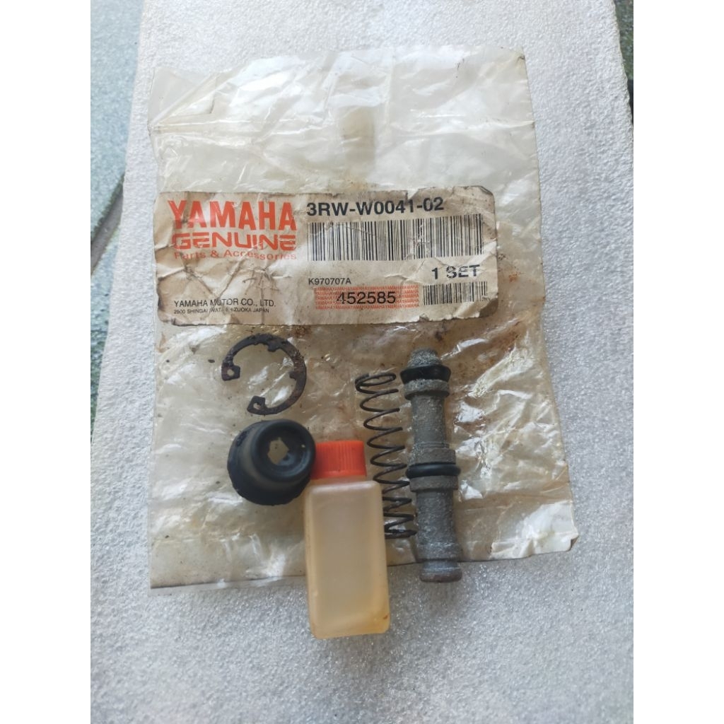 seal silahkan master rem depan Yamaha F1ZR fiz rxking RX king ori original lawas nos
