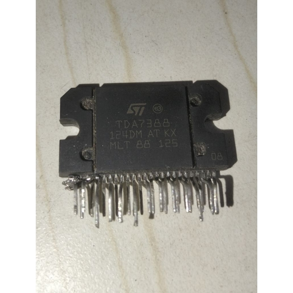 IC TDA7388 BARANG BEKAS COPOTAN
