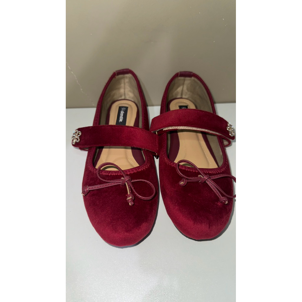 preloved flatshoes dianable