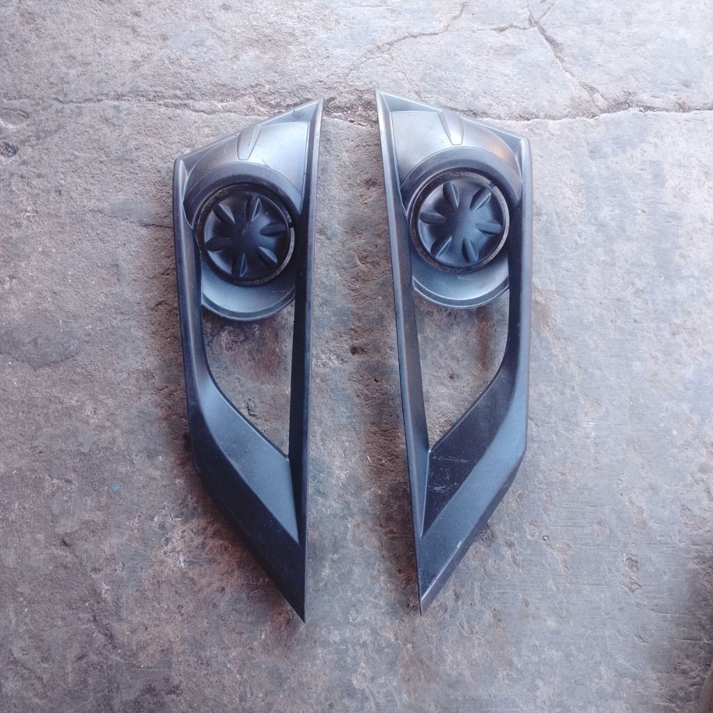 Cover voglamp Daihatsu Sigra original bekas copotan second