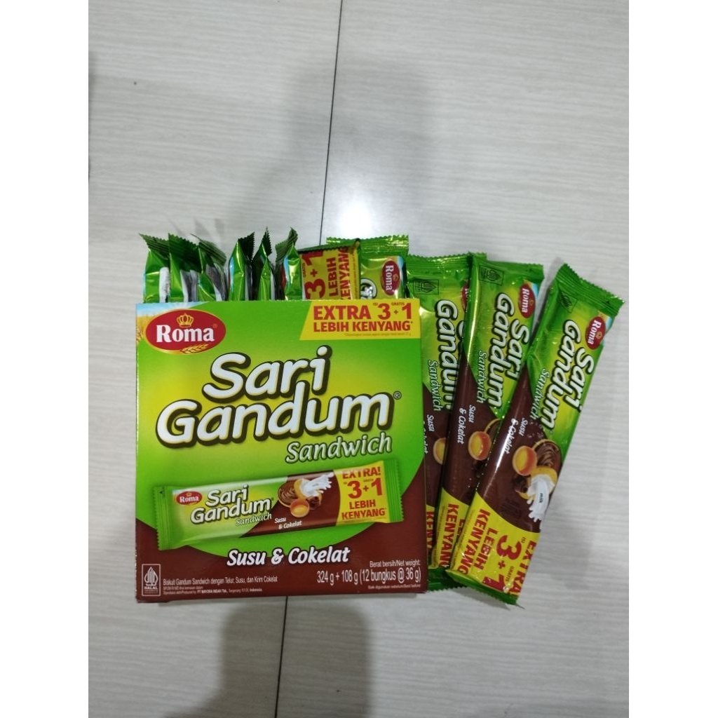12 Pcs Biskuit Sandwich Roma Sari Gandum Rasa Susu Cokelat, Peanut Butter, Kacang