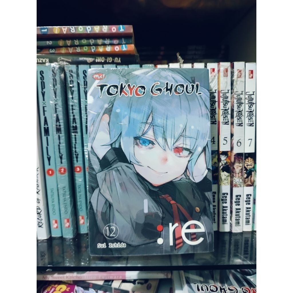 [ Preloved ]  Komik Tokyo Ghoul re 12