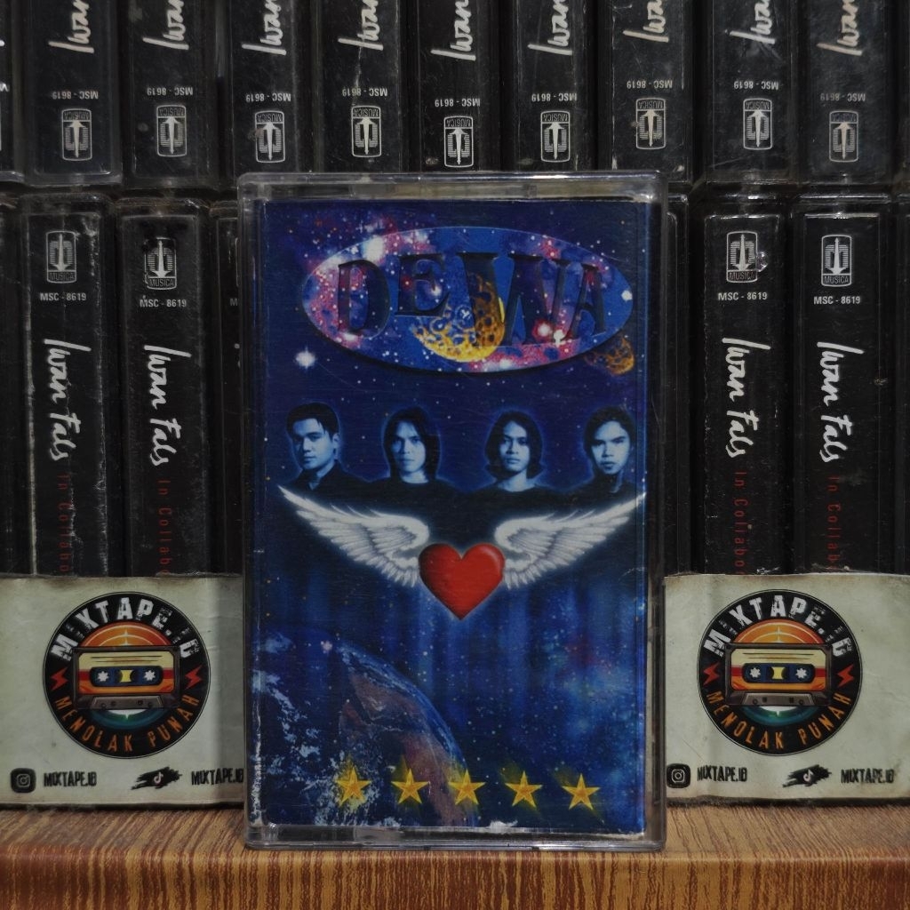 Kaset - Dewa 19 - Bintang Lima - Radio Tape - Kaset Pita - Radio - Pemutar Kaset - Retro - Classic -