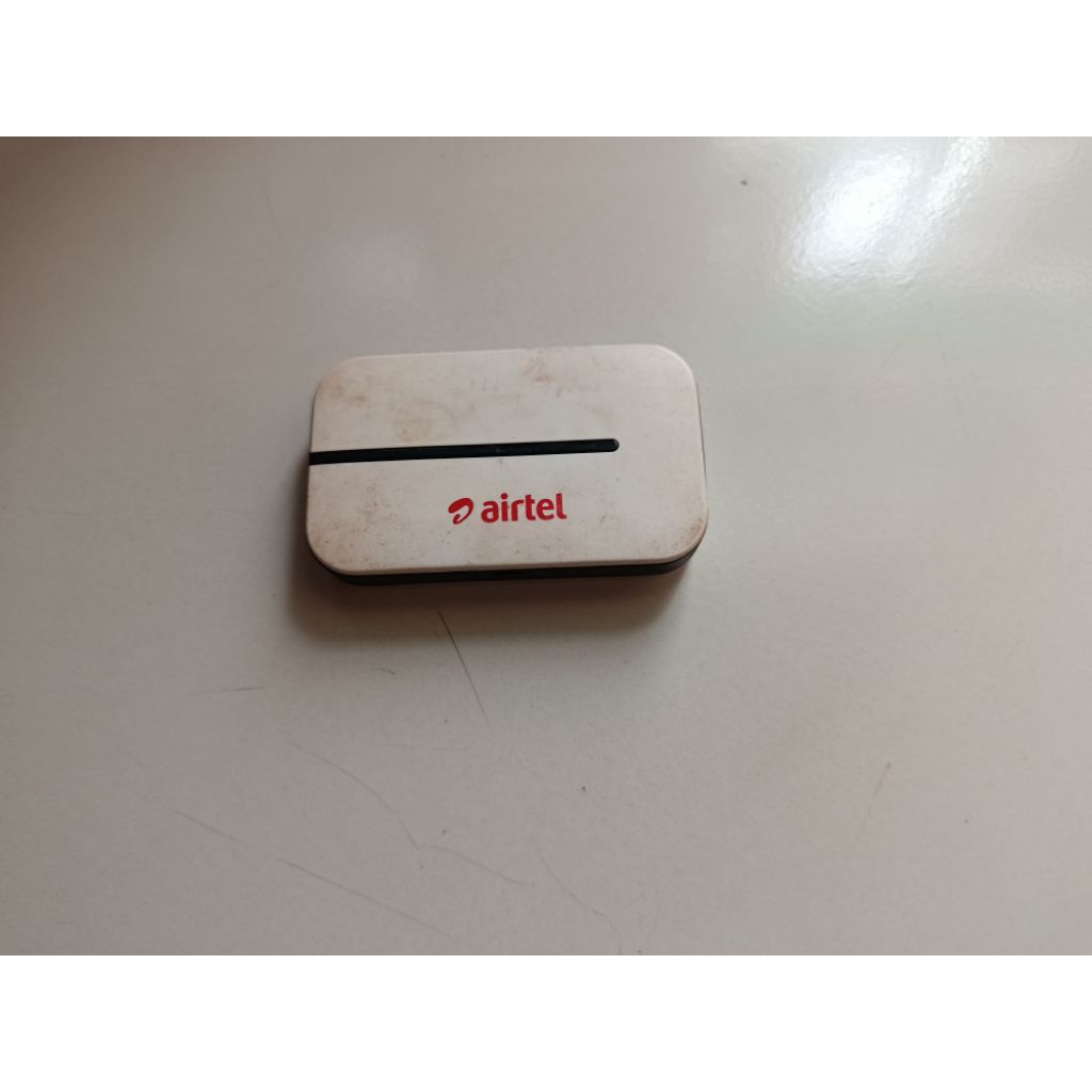 Modem MI-FI Airtel E5576S ,cek deskripsi