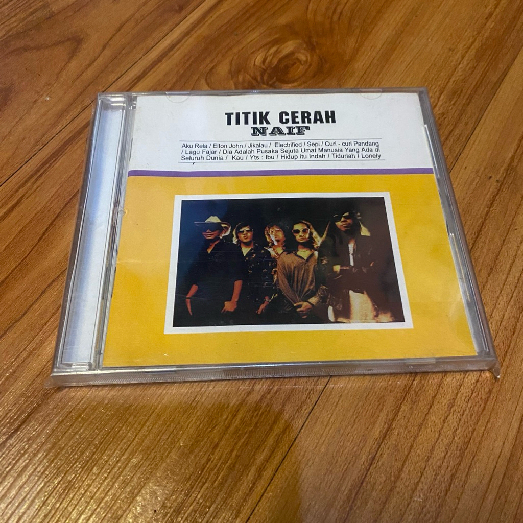 cd naif - titik cerah