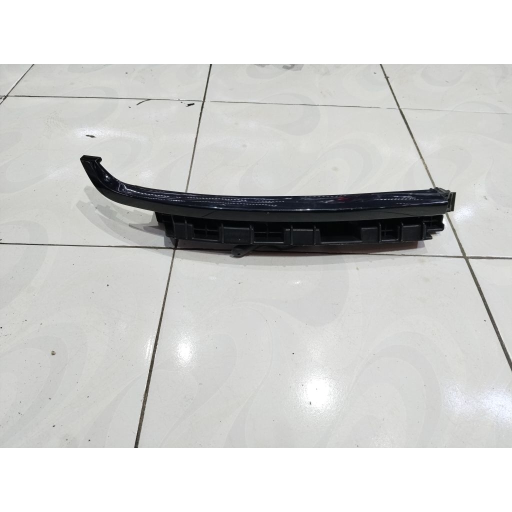 list drl lampu atas wuling almaz original. list lampu DRL wuling almaz RS original. list  breket lam