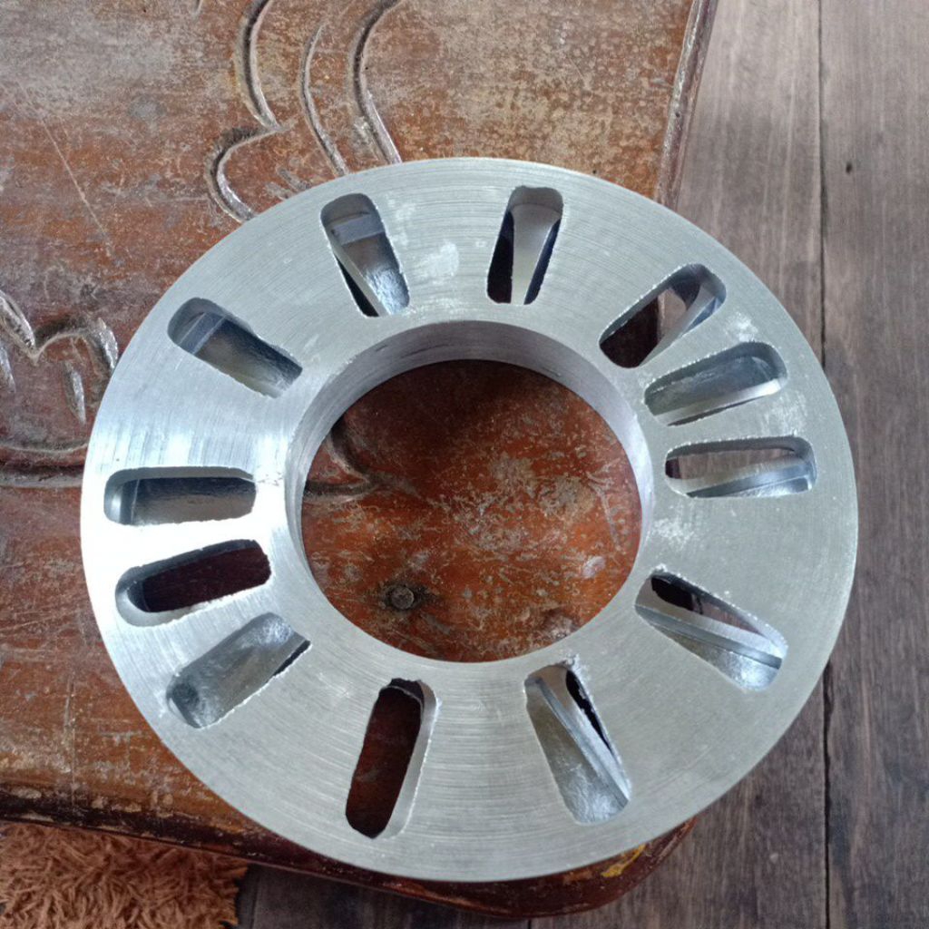 spacer velg mobil universal