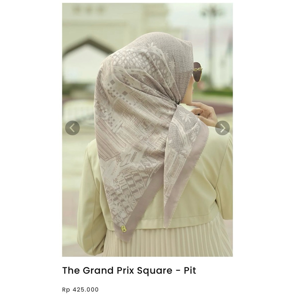PRELOVED Buttonscarves Grand Prix - Pit