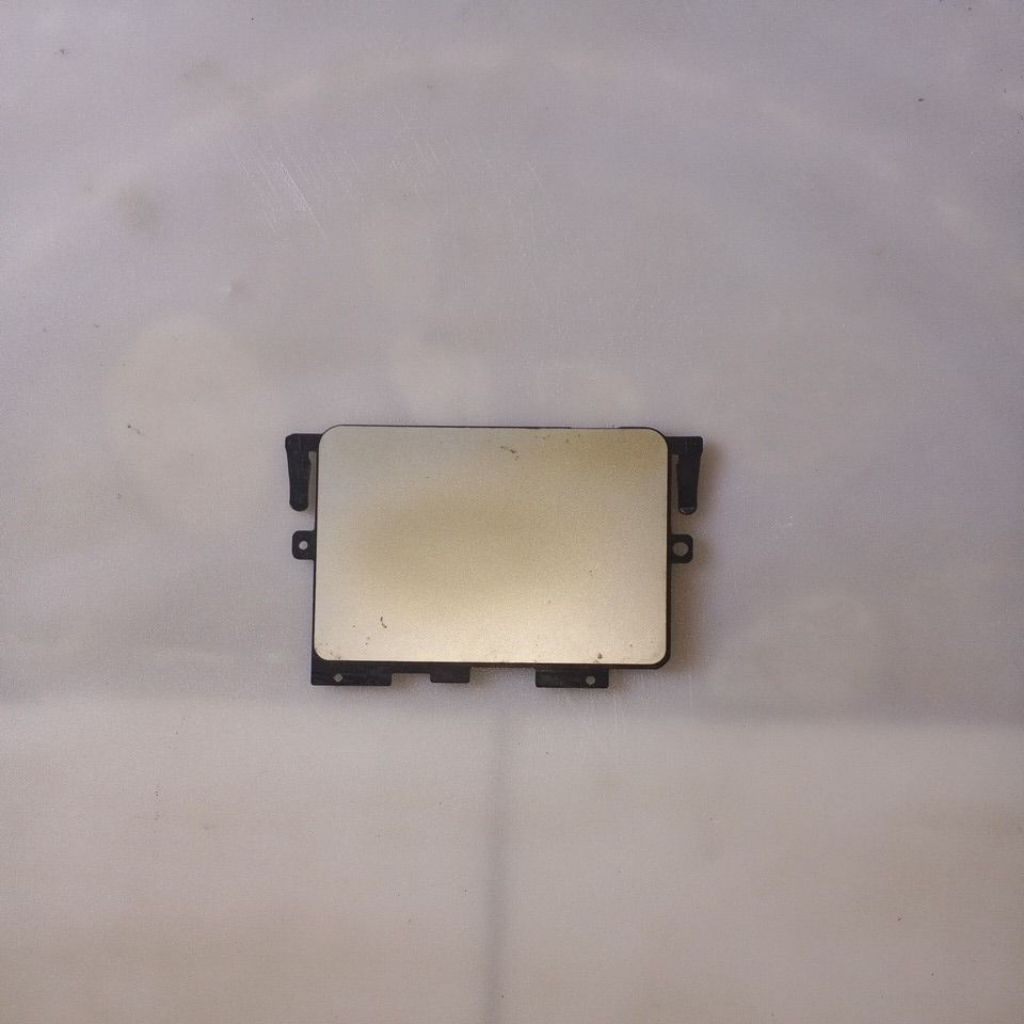Touchpad laptop Acer E1-431