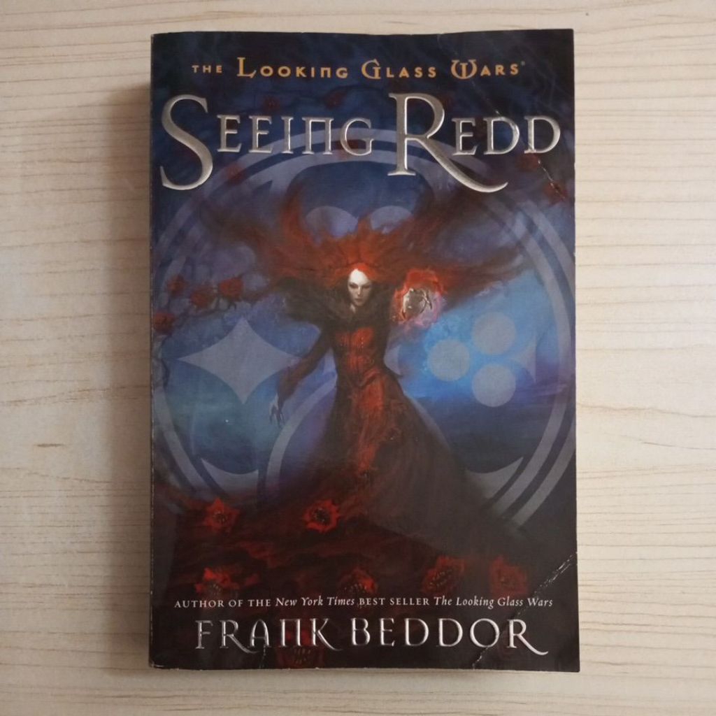 NOVEL THE LOOKING GLASS WARS SEEING REDD BY FRANK BEDDOR