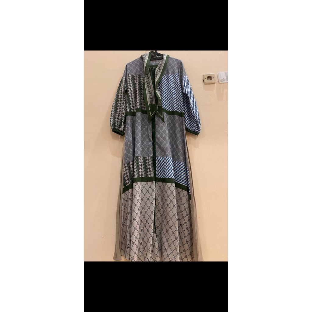 PRELOVED SET GAMIS DAN HIJAB by ALCAVELLA
