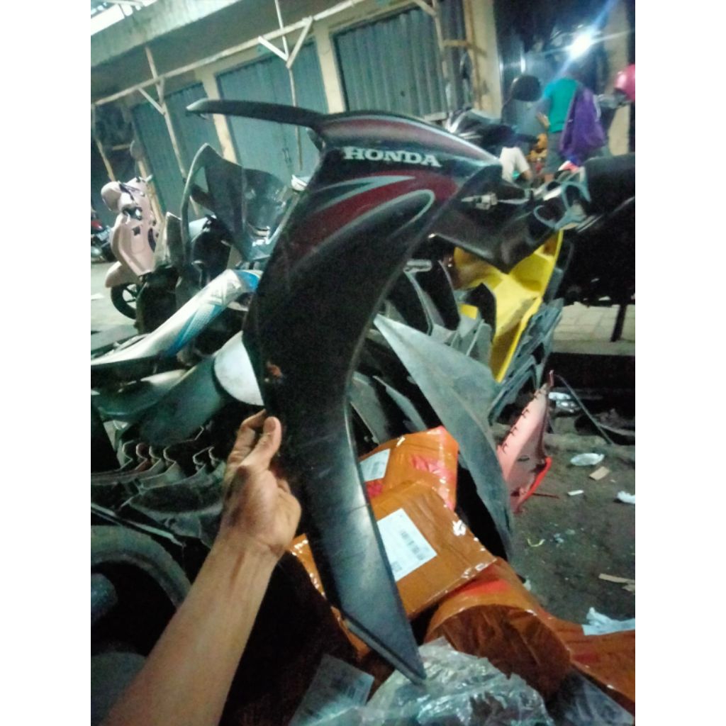 SAYAP DEPAN KANAN HONDA SPACY SEKEN COPOTAN ORIGINAL