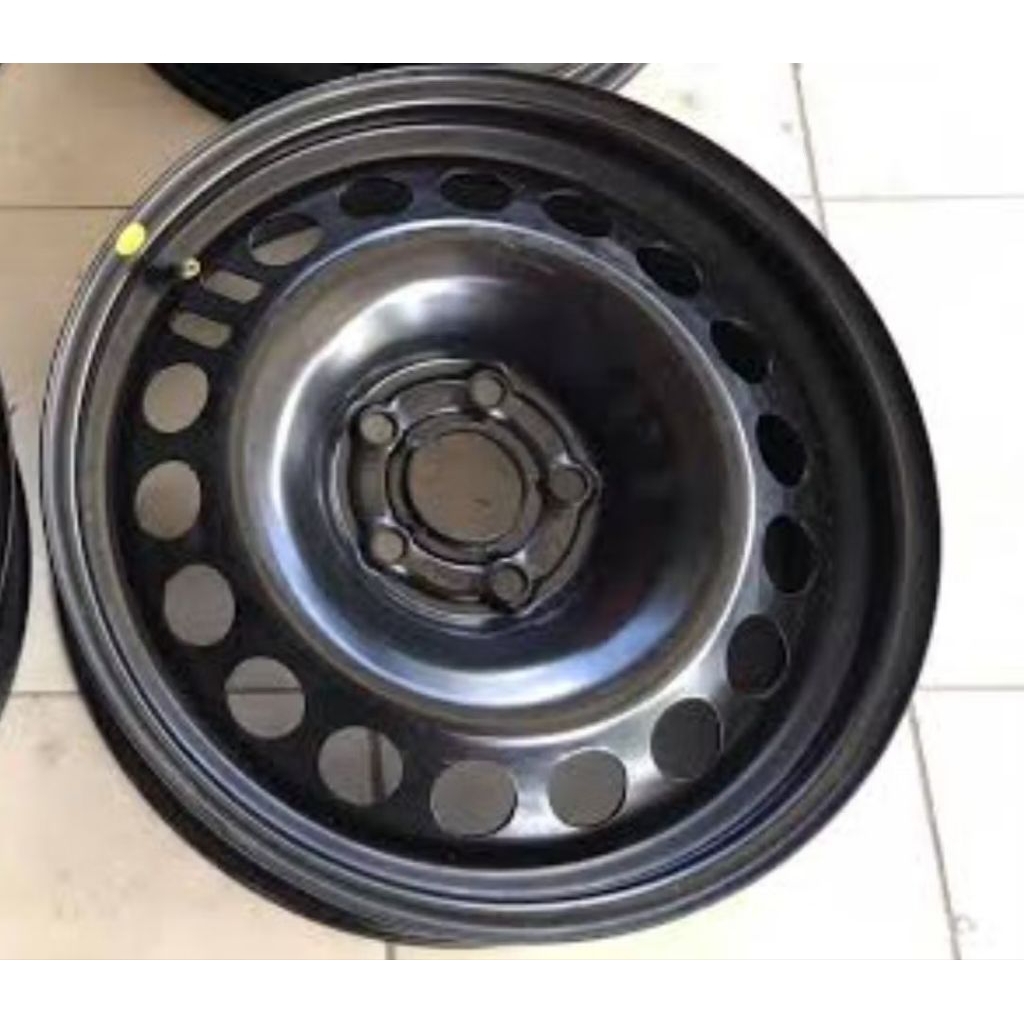 velg kaleng R15 pcd 5 x 108 satuan tubless