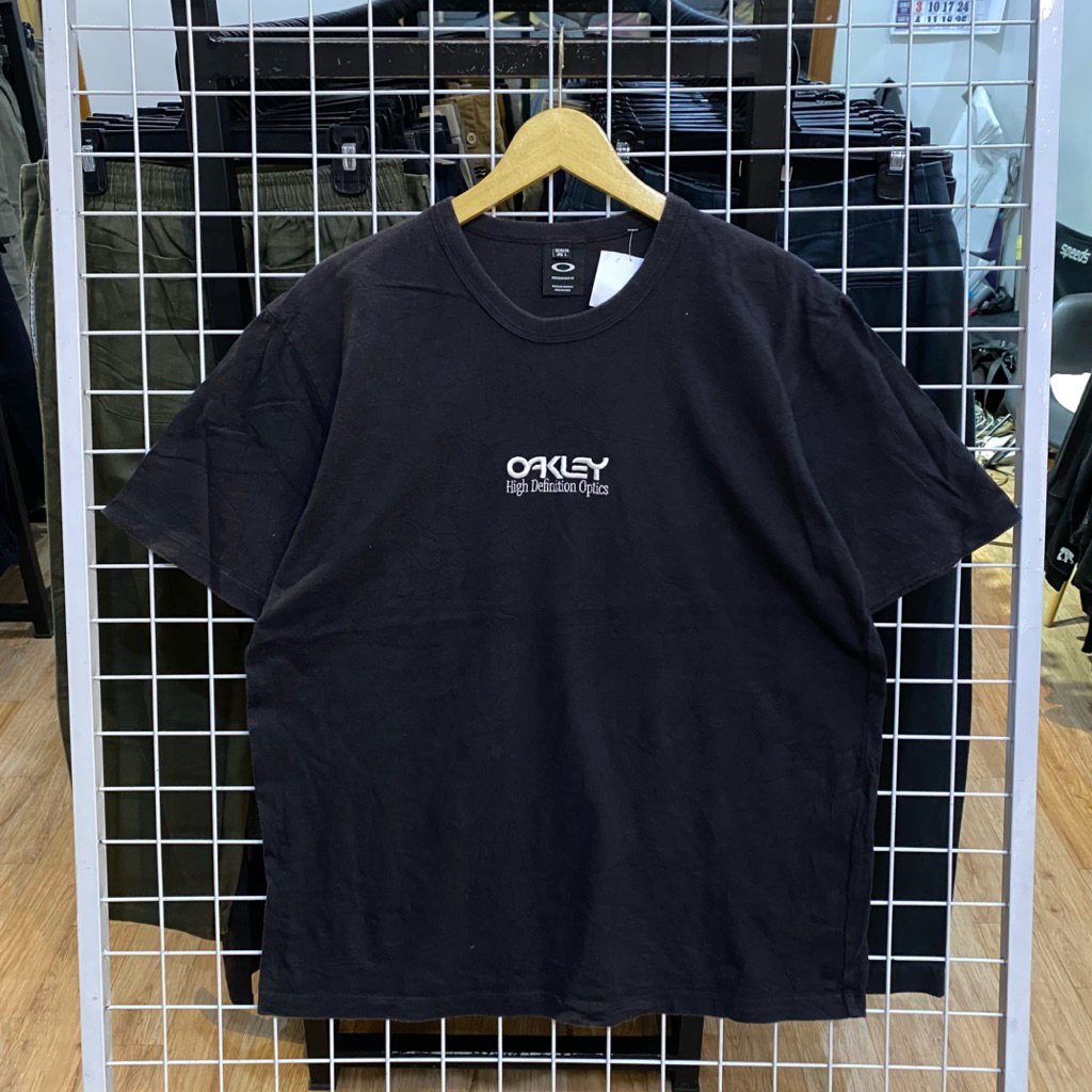Oakley Center Logo Tee. #Ks1056