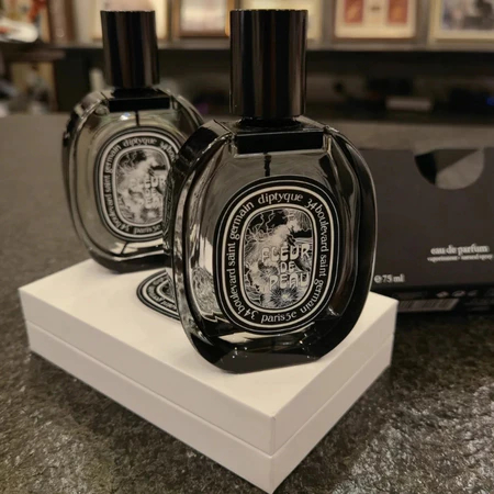 DIPTYQUE DOSON EDP share in bottle