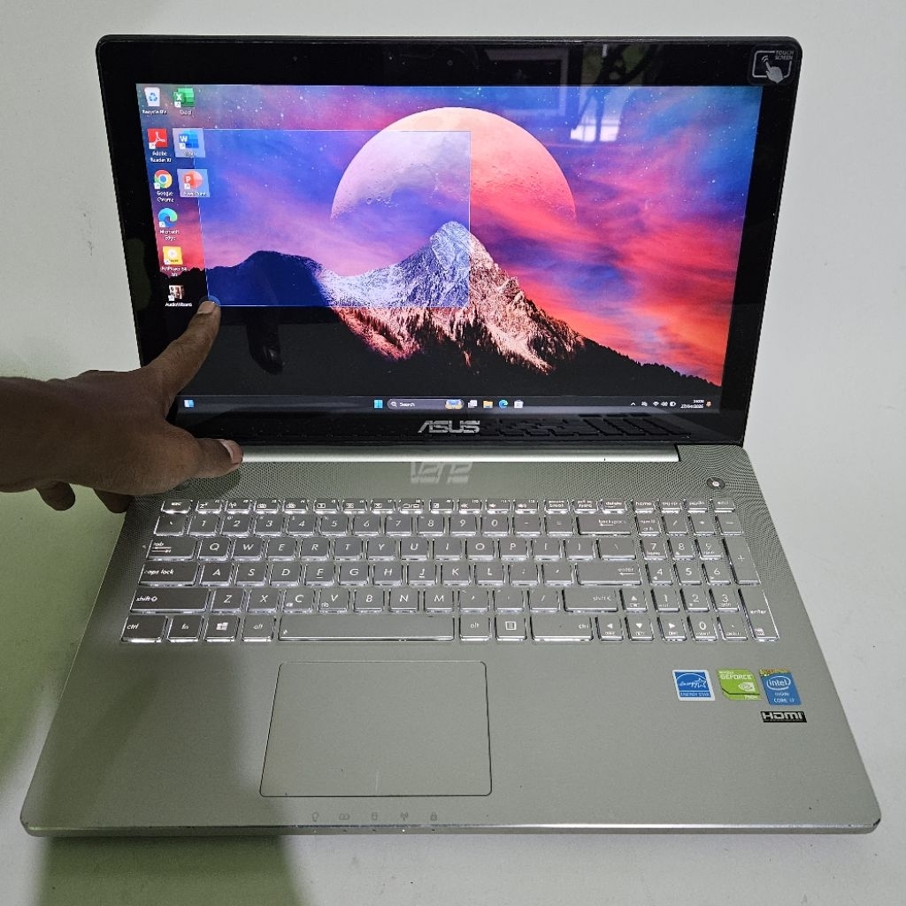 Laptop Editing/Render Touchscreen 15,6inc - Asus N550JV - Core i7 - Dual Vga Nvidia