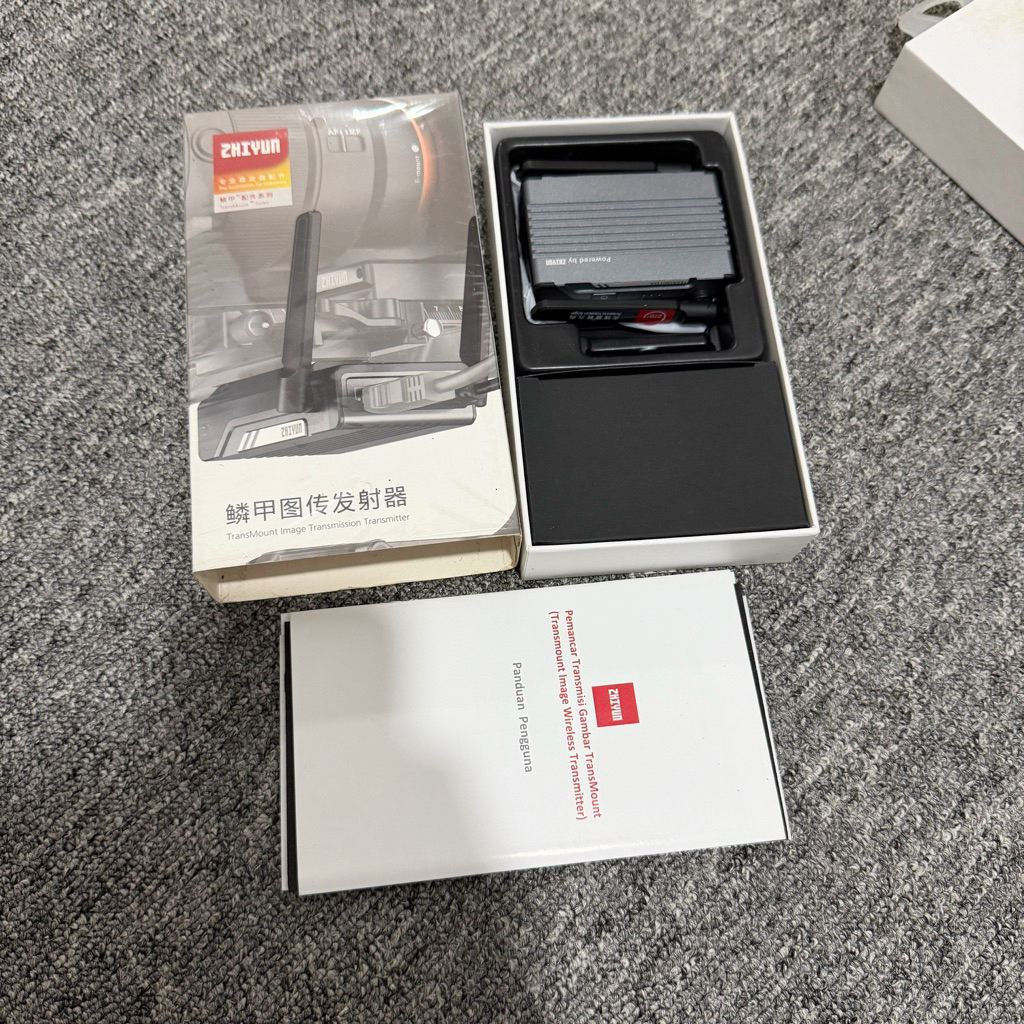 Preloved Zhiyun HDMI Wireless Video Transmitter