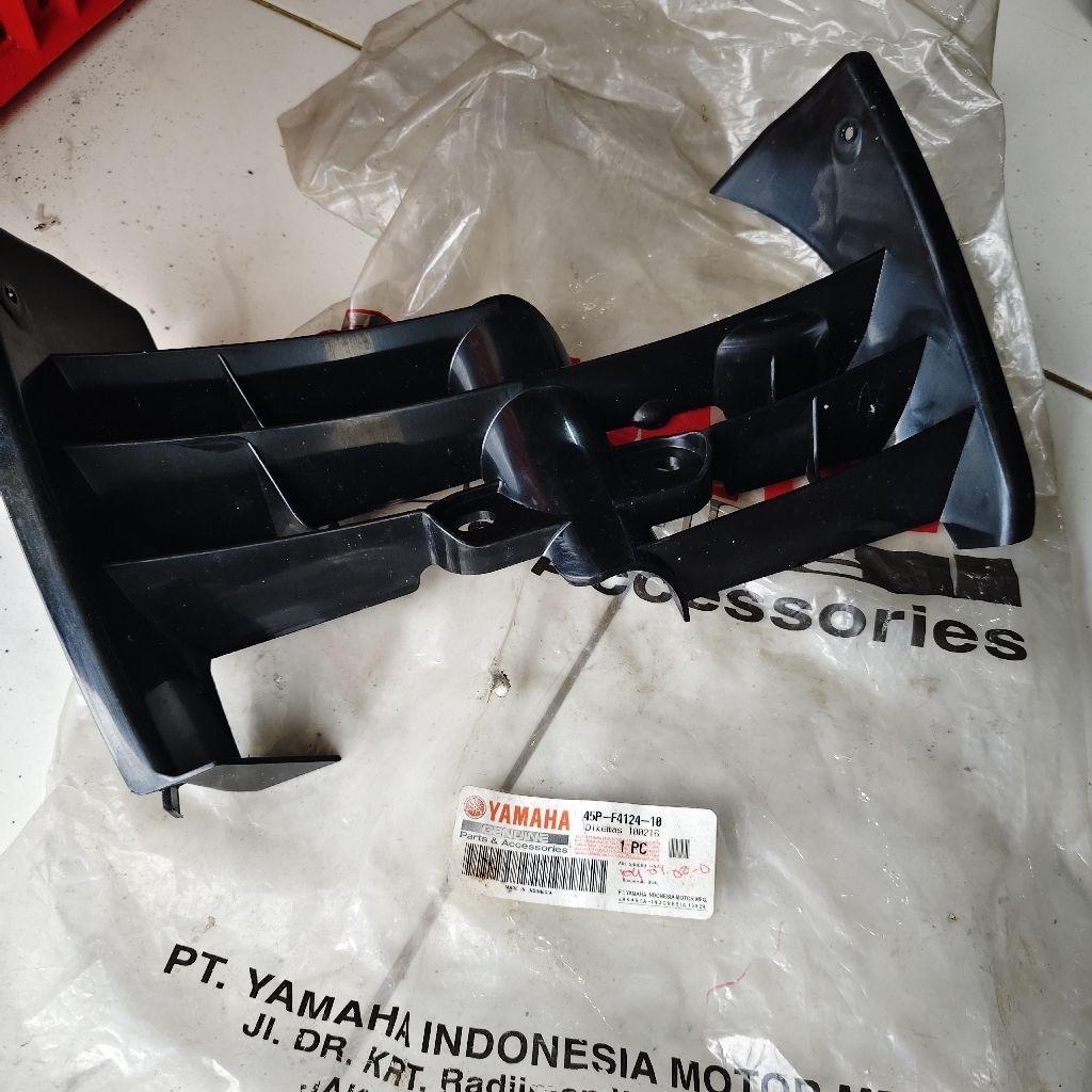 air scoop Shroud Yamaha Byson bison 45P kisi angin bagian sayap