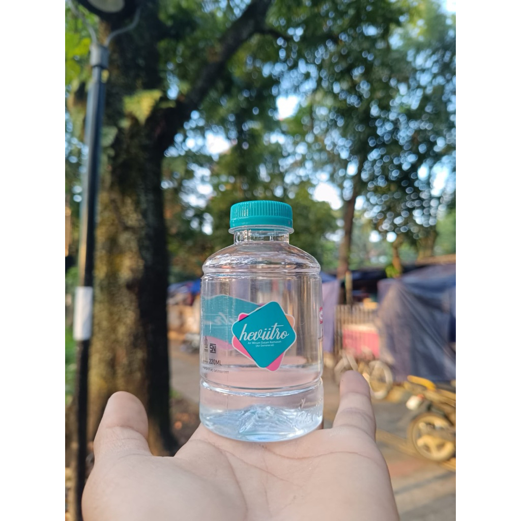 Hevitro Air Mineral Botol 220ml 1 Dus Isi 24 pcs Air Minum Kemasan Murah Ready Stock
