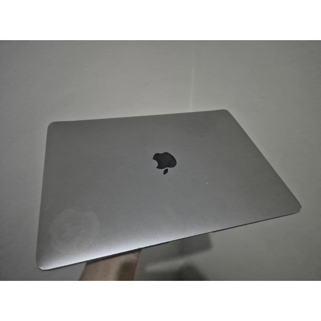 Macbook Air M1 8/256 GB