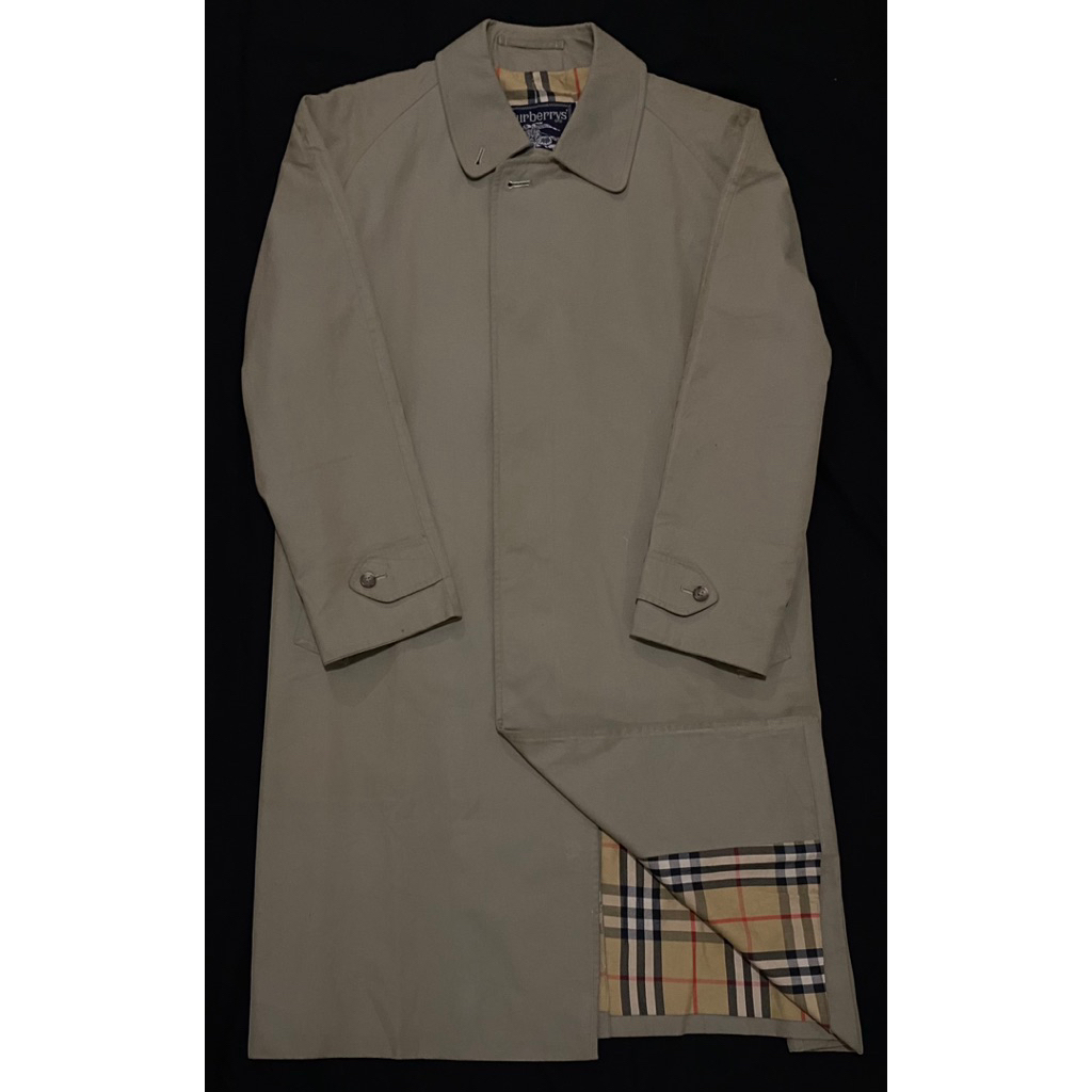 Coat Burberry / Coat Branded Burberry / Coat Branded