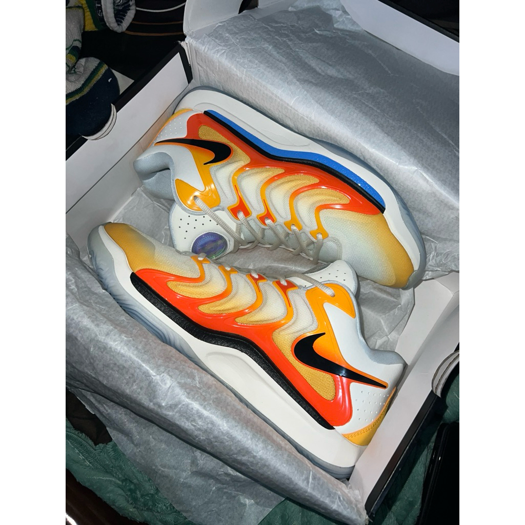 Sepatu Basket KD 17