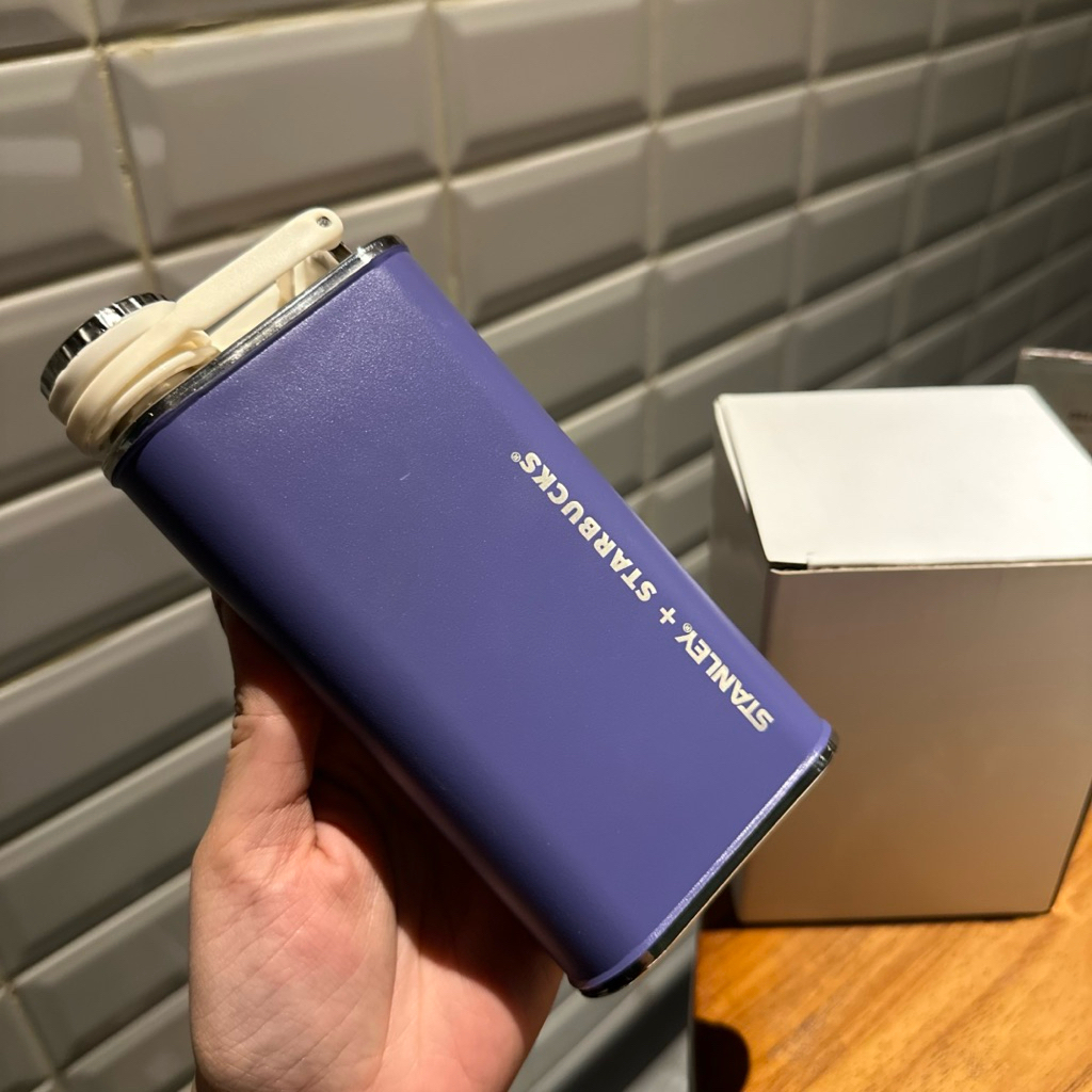 [EXCLUSIVE] Preloved Tumbler Starbucks x STANLEY Flask Purple 8oz Stainless Steel Original Starbucks