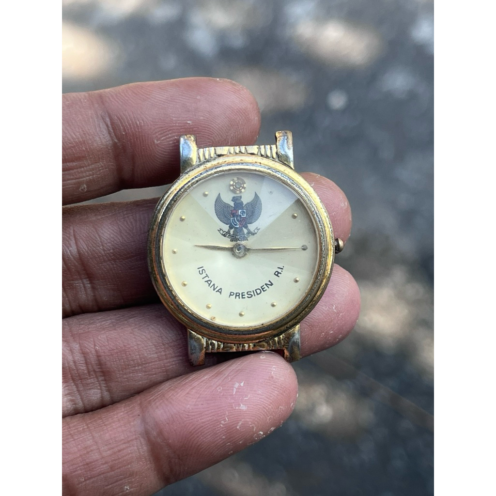 Jam Tangan Vintage Laurent Paris - Souvenir Istana Presiden RI - 23K Gold Plated